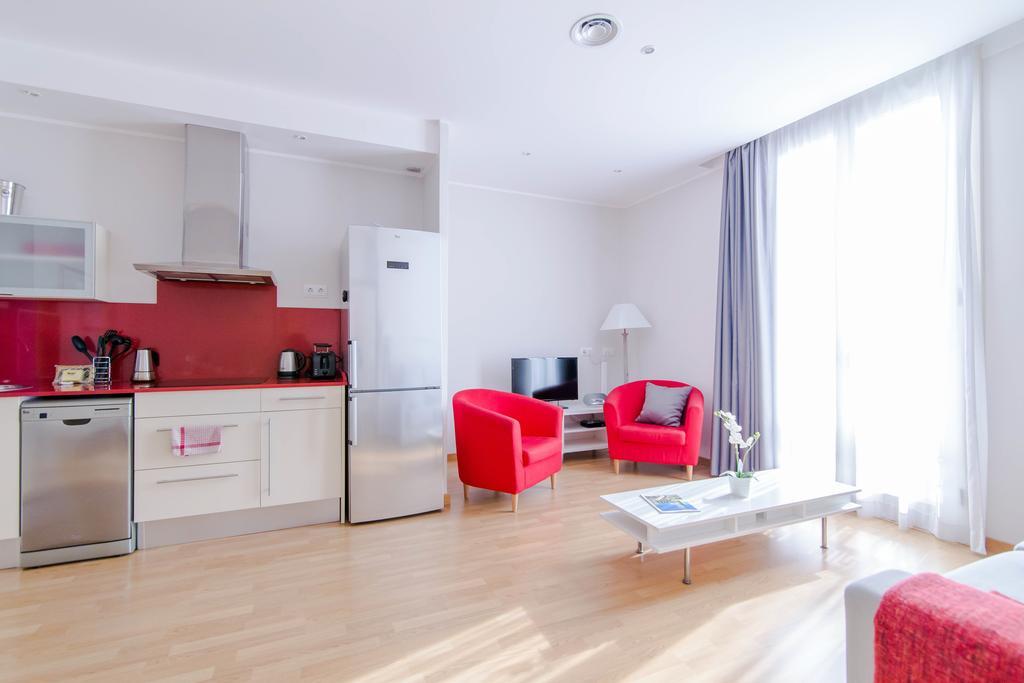 Pelayo Deluxe Apartments Barcelona Buitenkant foto